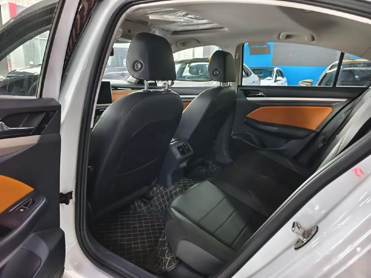 2023 Volkswagen Bora 1.2T 116HP L4 7DCT,autocango,china used car exporter,china ev exporter,chinese used car exporter,chinese used ev exporter