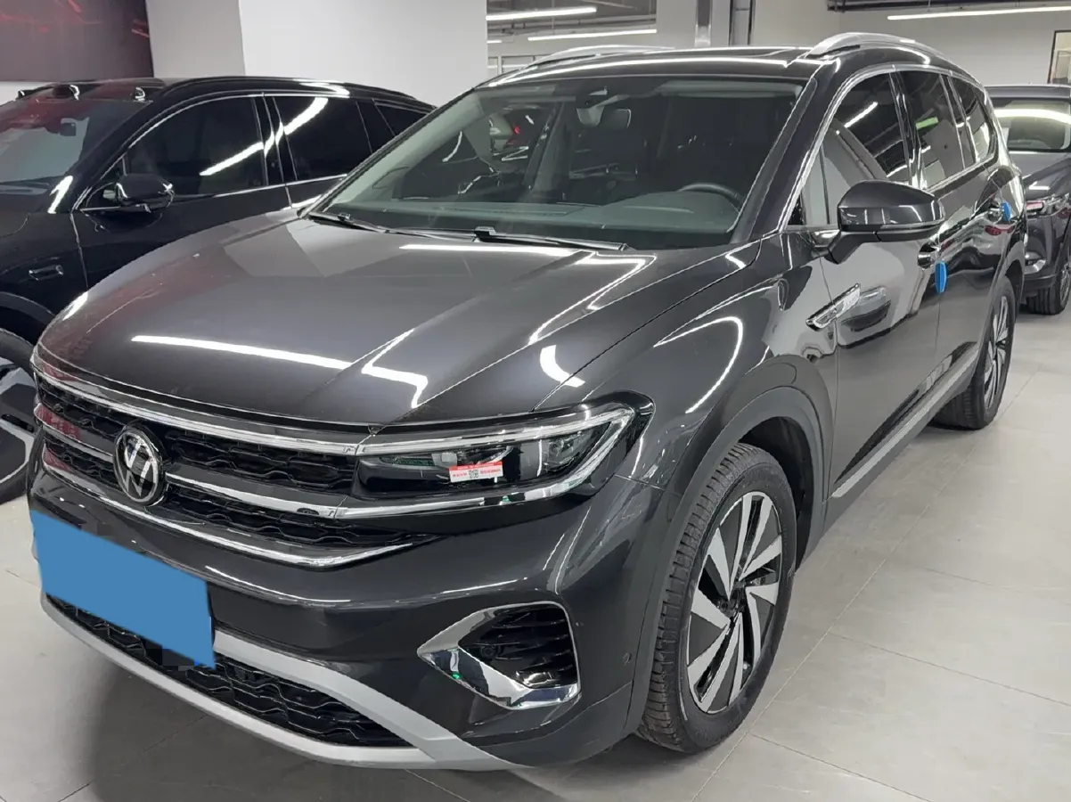 2022 Volkswagen Talagon 2.0T 220HP L4 7DCT,autocango,china used car exporter,china ev exporter,chinese used car exporter,chinese used ev exporter