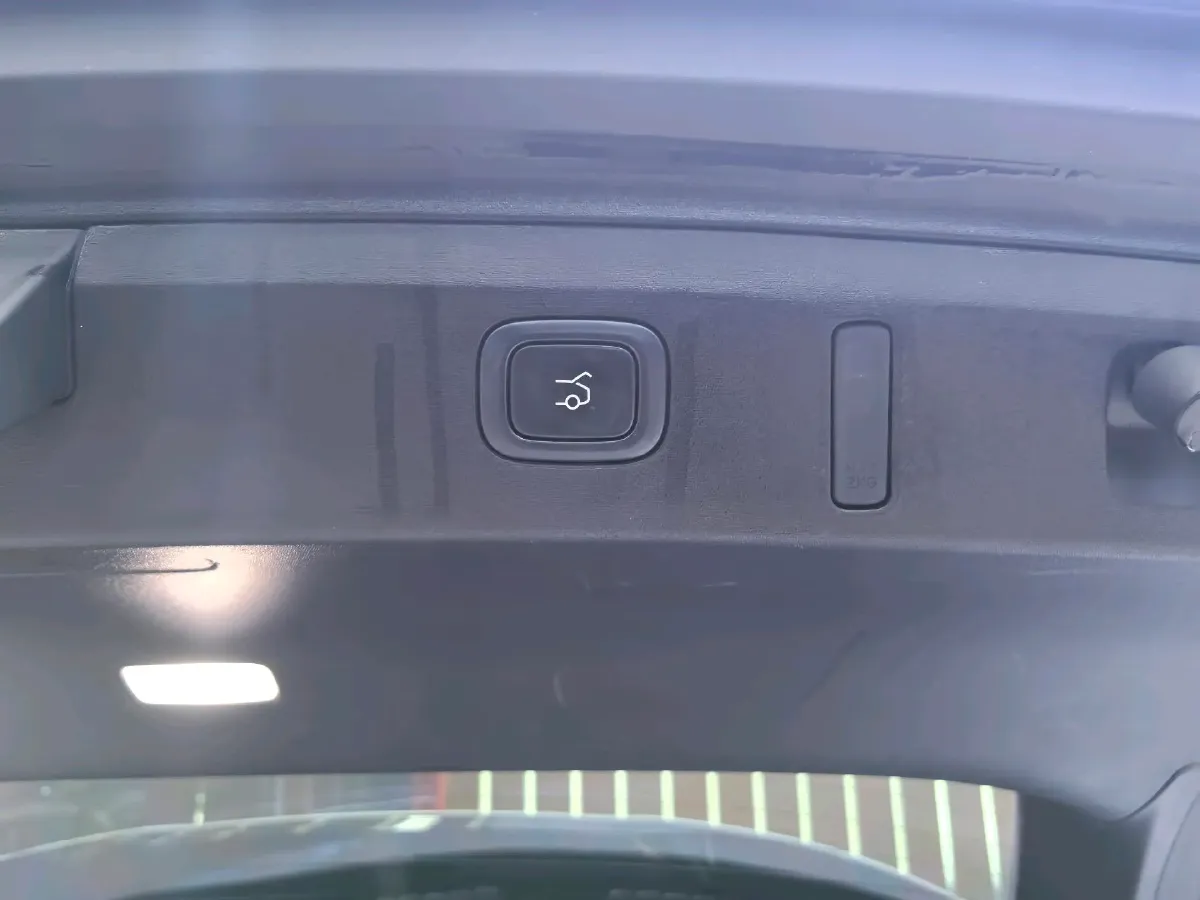 2024 NIO ET5T BEV 75KWH,autocango,china used car exporter,china ev exporter,chinese used car exporter,chinese used ev exporter