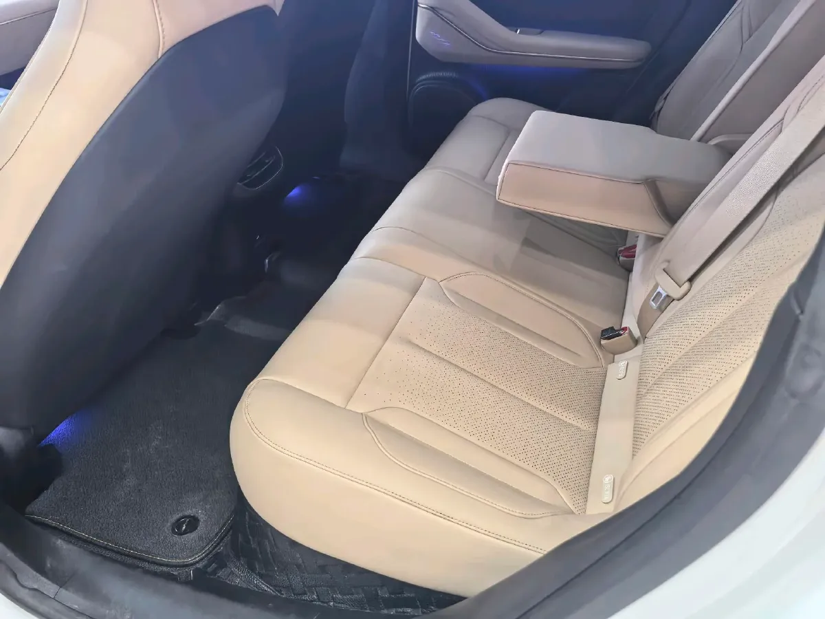 2024 NIO ET5T BEV 75KWH,autocango,china used car exporter,china ev exporter,chinese used car exporter,chinese used ev exporter