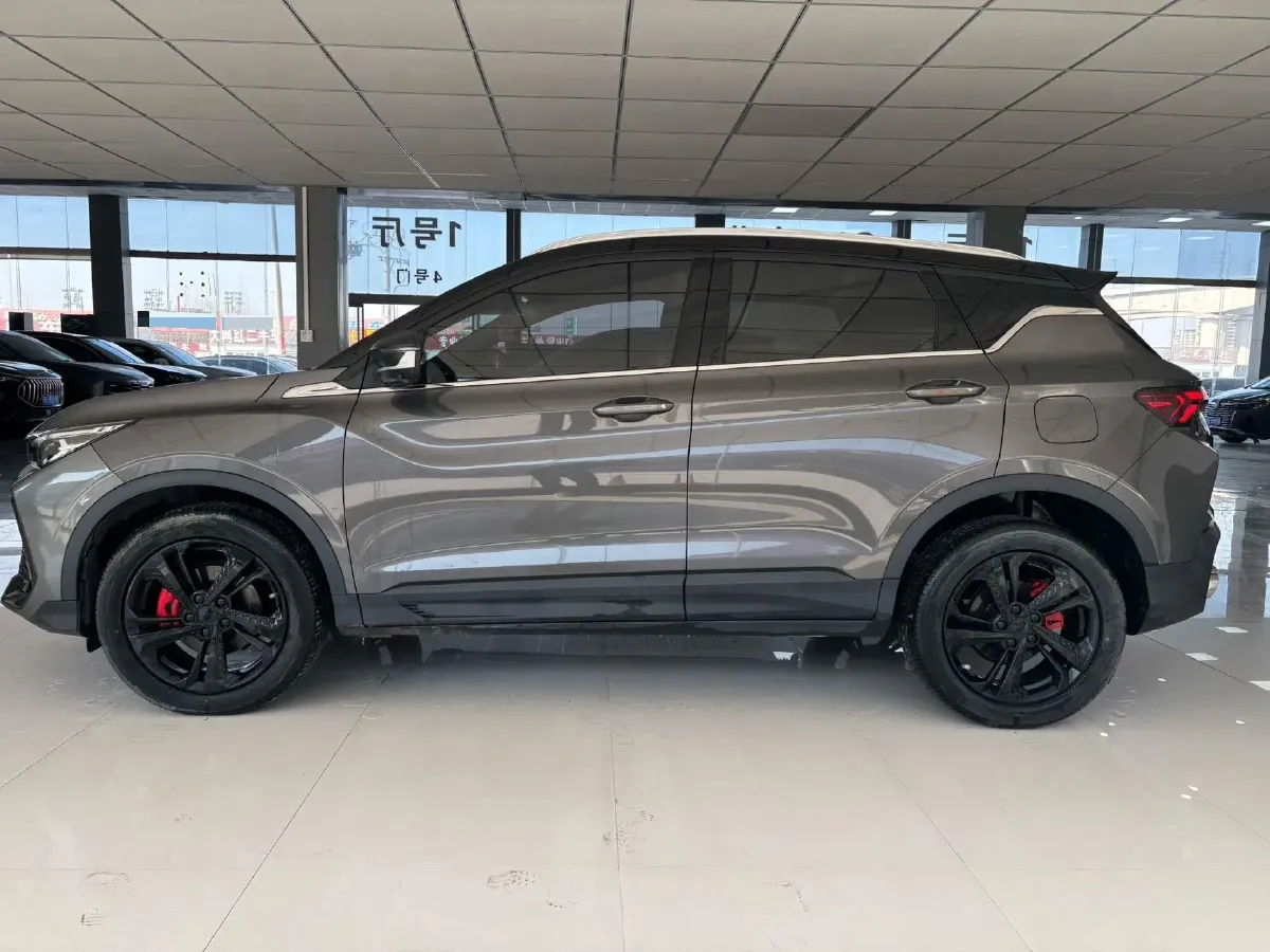 2023 Geely Coolray 1.5T 181HP L4 7DCT,autocango,china used car exporter,china ev exporter,chinese used car exporter,chinese used ev exporter