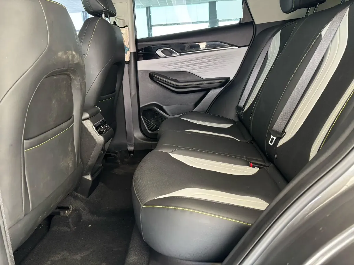 2023 Geely Coolray 1.5T 181HP L4 7DCT,autocango,china used car exporter,china ev exporter,chinese used car exporter,chinese used ev exporter