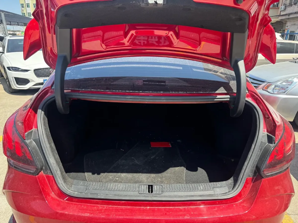 2021 MG 5 1.5L 120HP L4 CVT,autocango,china used car exporter,china ev exporter,chinese used car exporter,chinese used ev exporter