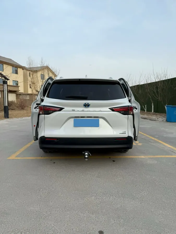 2021 Toyota Sienna 2.5L 192HP L4 E-CVT Hybrid,autocango,china used car exporter,china ev exporter,chinese used car exporter,chinese used ev exporter