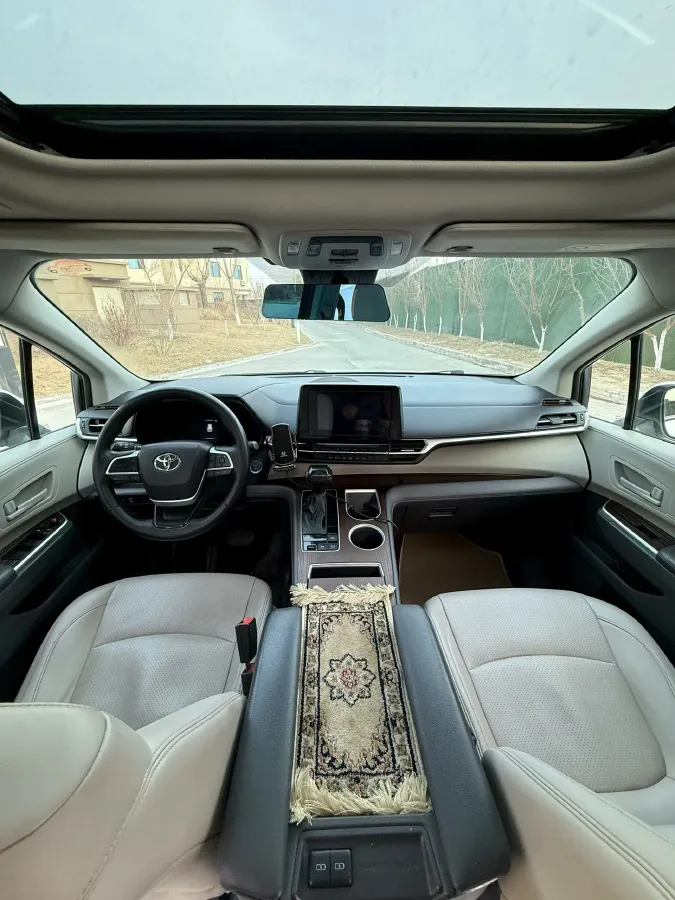 2021 Toyota Sienna 2.5L 192HP L4 E-CVT Hybrid,autocango,china used car exporter,china ev exporter,chinese used car exporter,chinese used ev exporter