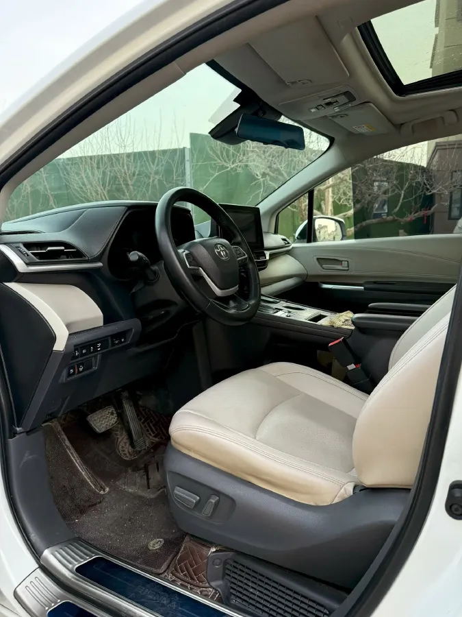2021 Toyota Sienna 2.5L 192HP L4 E-CVT Hybrid,autocango,china used car exporter,china ev exporter,chinese used car exporter,chinese used ev exporter