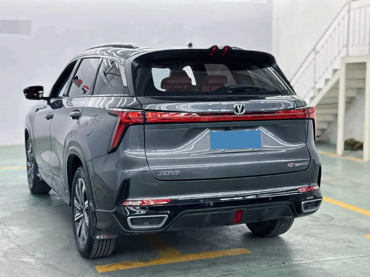 2023 ChangAn CS75 Plus 1.5T 188HP L4 8AT,autocango,china used car exporter,china ev exporter,chinese used car exporter,chinese used ev exporter