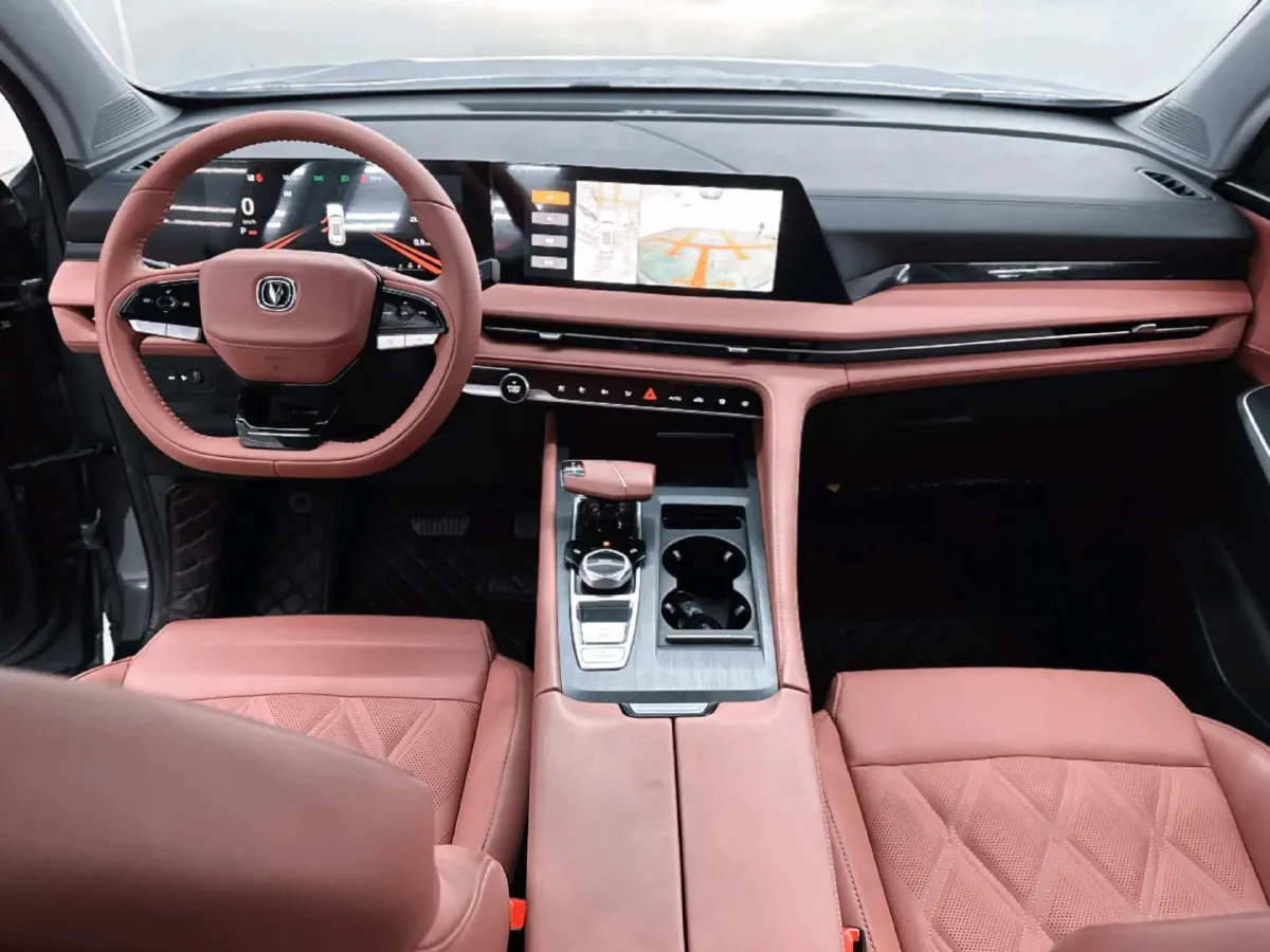 2023 ChangAn CS75 Plus 1.5T 188HP L4 8AT,autocango,china used car exporter,china ev exporter,chinese used car exporter,chinese used ev exporter