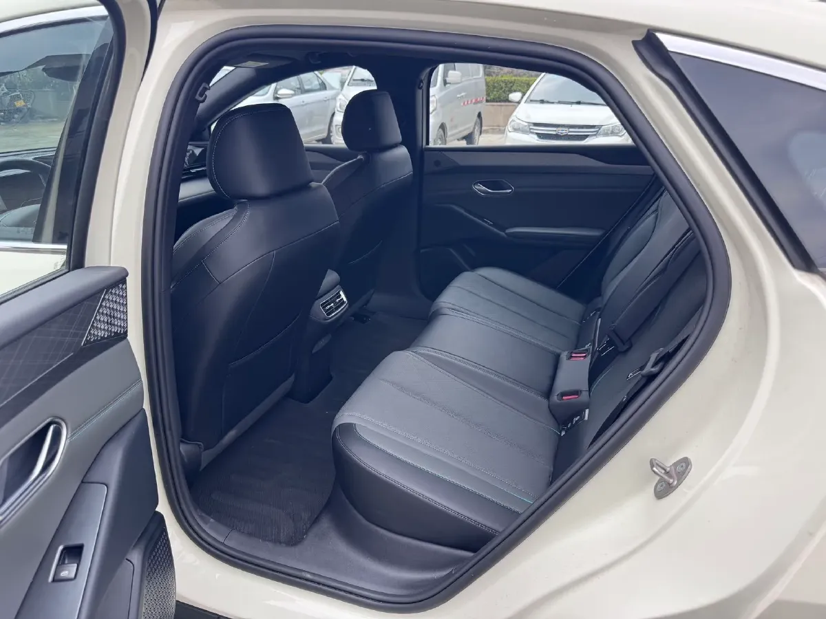 2025 BYD QinL BEV,autocango,china used car exporter,china ev exporter,chinese used car exporter,chinese used ev exporter