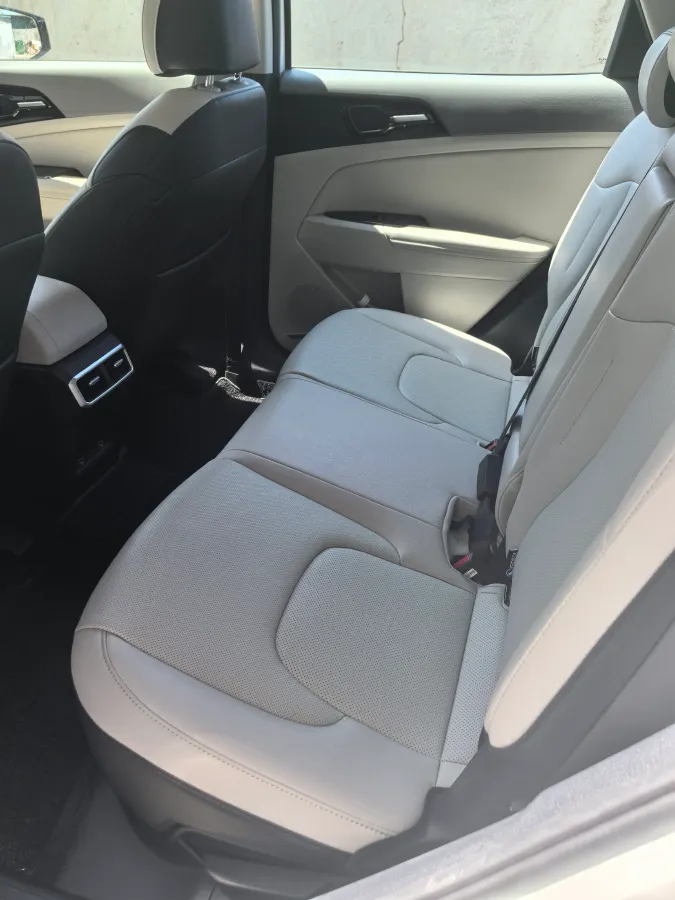 2023 Kia Sportage 1.5T 200HP L4 8AT,autocango,china used car exporter,china ev exporter,chinese used car exporter,chinese used ev exporter