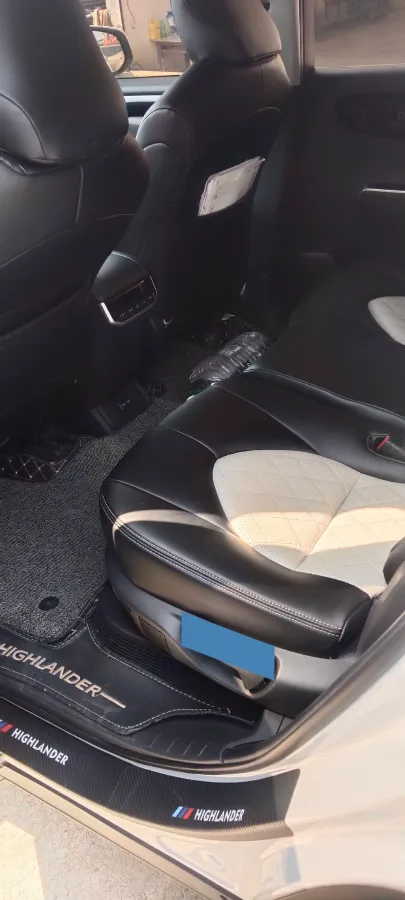 2022 Toyota Highlander 2.5L 192HP L4 E-CVT Hybrid,autocango,china used car exporter,china ev exporter,chinese used car exporter,chinese used ev exporter