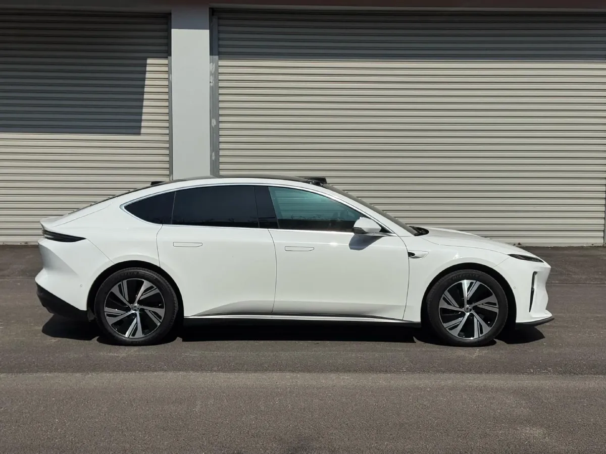 2024 NIO ET5 BEV 75KWH,autocango,china used car exporter,china ev exporter,chinese used car exporter,chinese used ev exporter