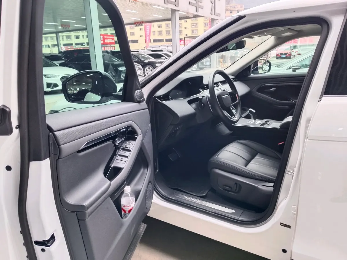 2023 Land Rover Range Rover Evoque 2.0T 200HP L4 9AT,autocango,china used car exporter,china ev exporter,chinese used car exporter,chinese used ev exporter