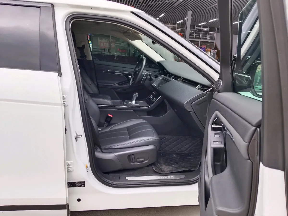 2023 Land Rover Range Rover Evoque 2.0T 200HP L4 9AT,autocango,china used car exporter,china ev exporter,chinese used car exporter,chinese used ev exporter