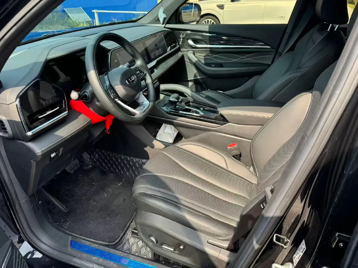 2024 Geely Monjaro 2.0T 218HP L4 7DCT,autocango,china used car exporter,china ev exporter,chinese used car exporter,chinese used ev exporter