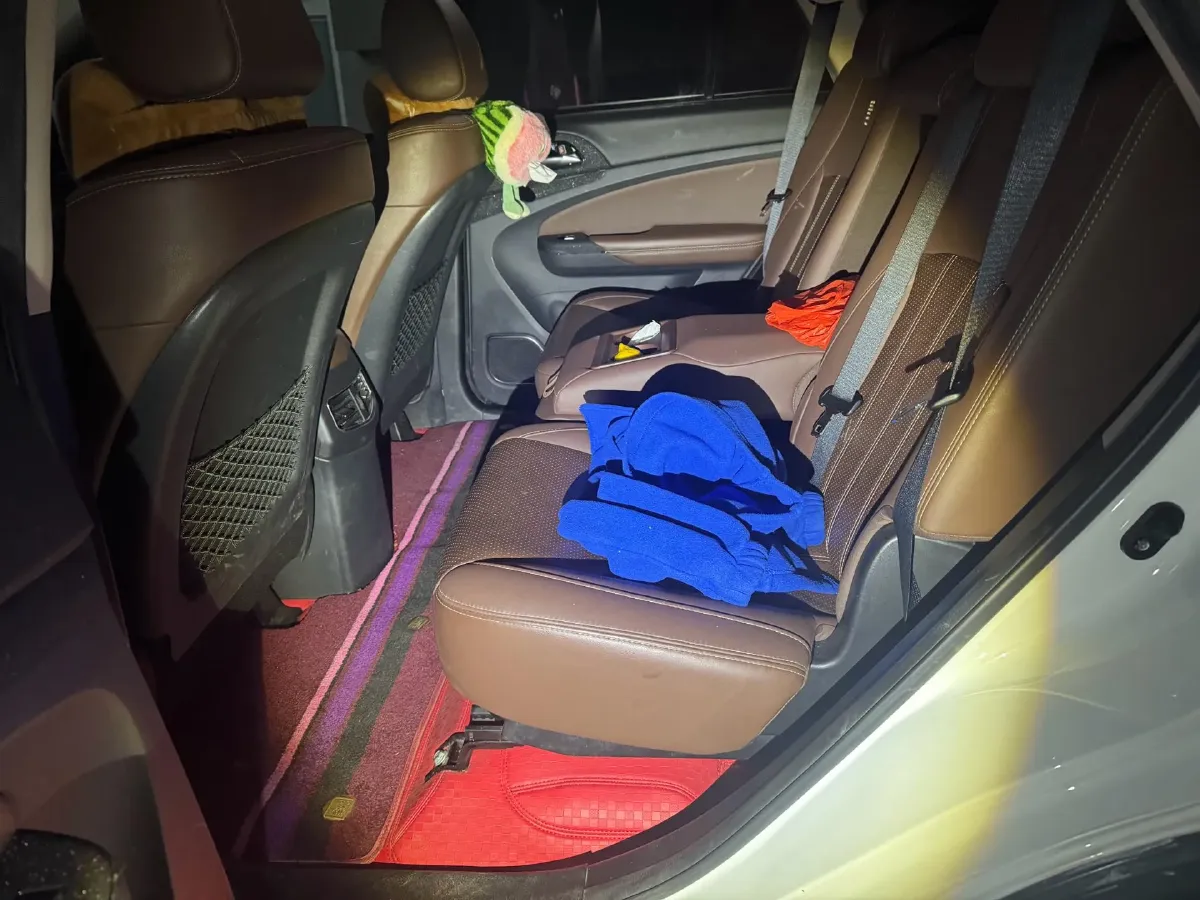 2017 BYD Tang 2.0T 205HP L4 6DCT PHEV,autocango,china used car exporter,china ev exporter,chinese used car exporter,chinese used ev exporter