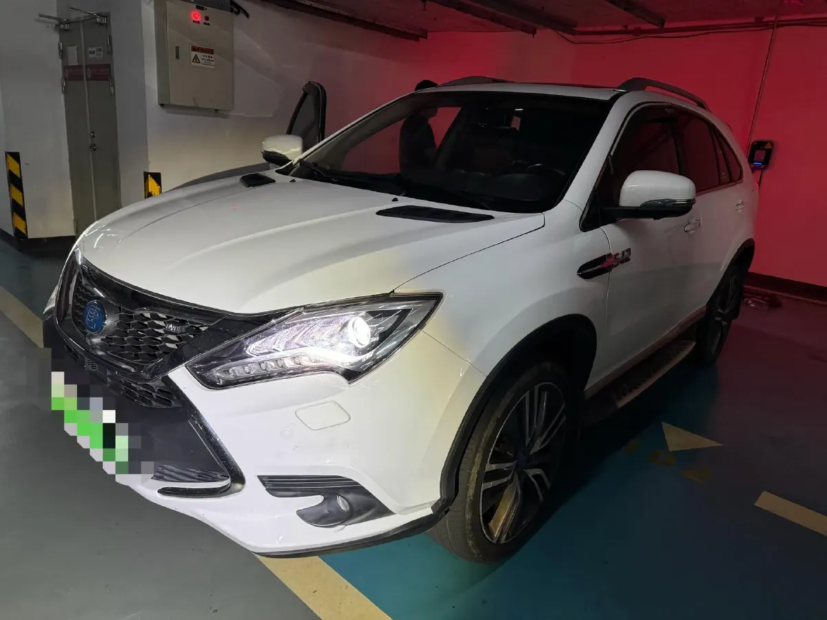 2017 BYD Tang 2.0T 205HP L4 6DCT PHEV,autocango,china used car exporter,china ev exporter,chinese used car exporter,chinese used ev exporter