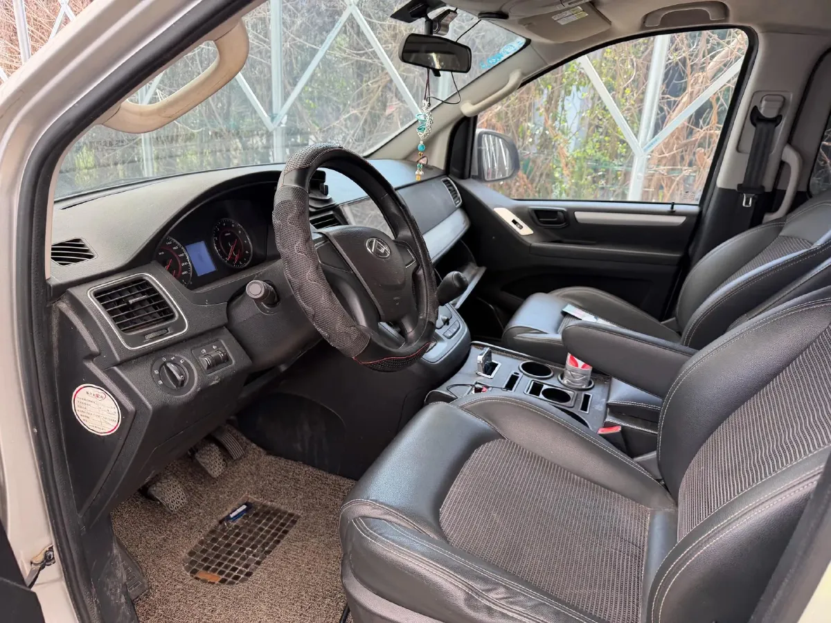 2020 MAXUS XinTu V90 2.0T 148HP L4 6MT,autocango,china used car exporter,china ev exporter,chinese used car exporter,chinese used ev exporter