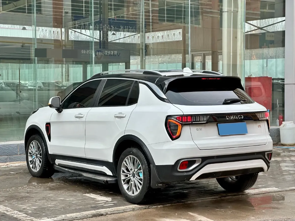 2017 Zotye SR9 2.0T 190HP L4 6DCT,autocango,china used car exporter,china ev exporter,chinese used car exporter,chinese used ev exporter