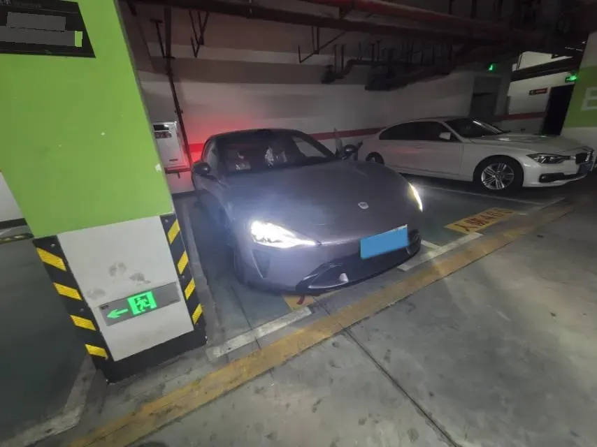 2024 MI SU7 BEV 101KWH,autocango,china used car exporter,china ev exporter,chinese used car exporter,chinese used ev exporter