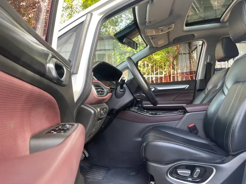 2023 GAC Trumpchi M6 1.5T 177HP L4 7DCT,autocango,china used car exporter,china ev exporter,chinese used car exporter,chinese used ev exporter