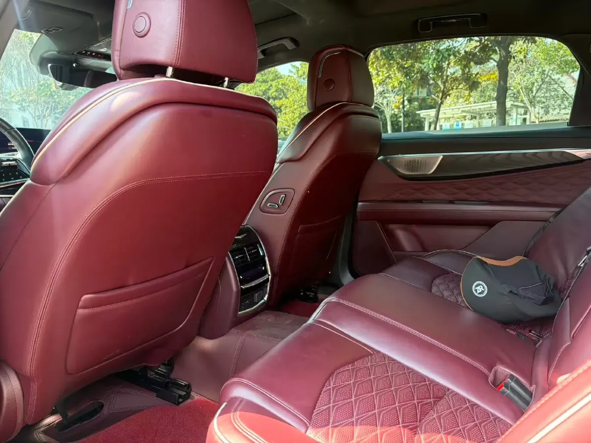 2023 Cadillac CT6 2.0T 237HP L4 10AT,autocango,china used car exporter,china ev exporter,chinese used car exporter,chinese used ev exporter