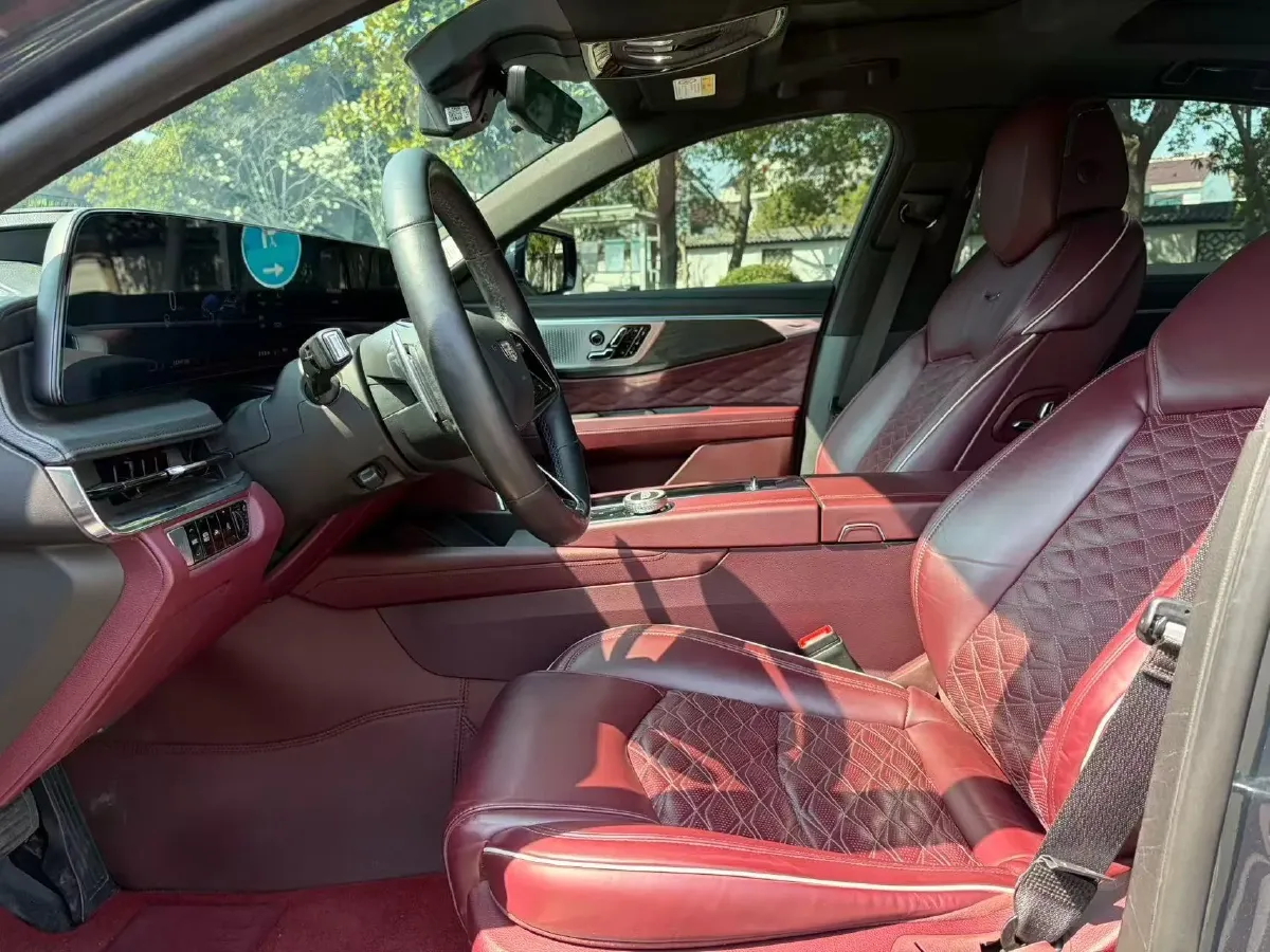 2023 Cadillac CT6 2.0T 237HP L4 10AT,autocango,china used car exporter,china ev exporter,chinese used car exporter,chinese used ev exporter