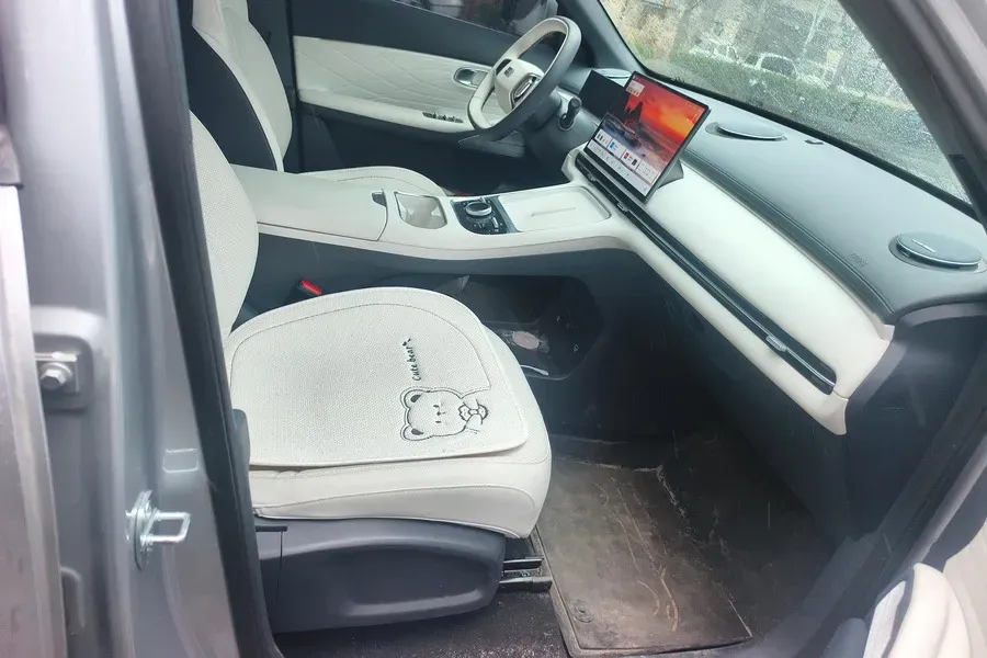 2025 ChangAn KuaYue KuaYueXing V7 EV BEV 50.23KWH,autocango,china used car exporter,china ev exporter,chinese used car exporter,chinese used ev exporter