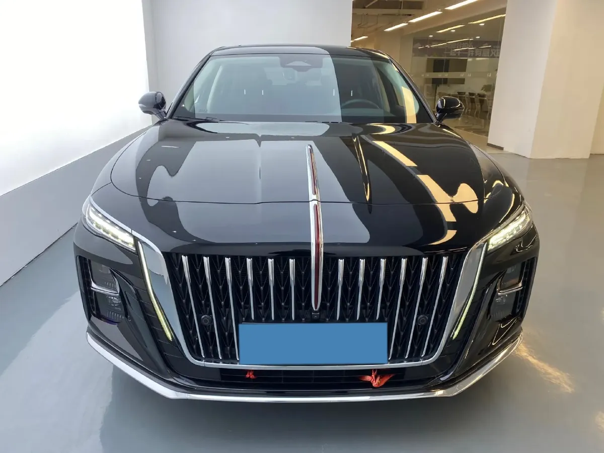 2023 HongQi H5 2.0T 224HP L4 8AT,autocango,china used car exporter,china ev exporter,chinese used car exporter,chinese used ev exporter
