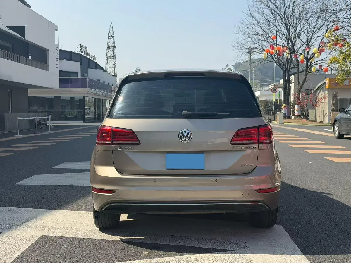 2020 Volkswagen Golf Sportsvan 1.4T 150HP L4 7DCT,autocango,china used car exporter,china ev exporter,chinese used car exporter,chinese used ev exporter