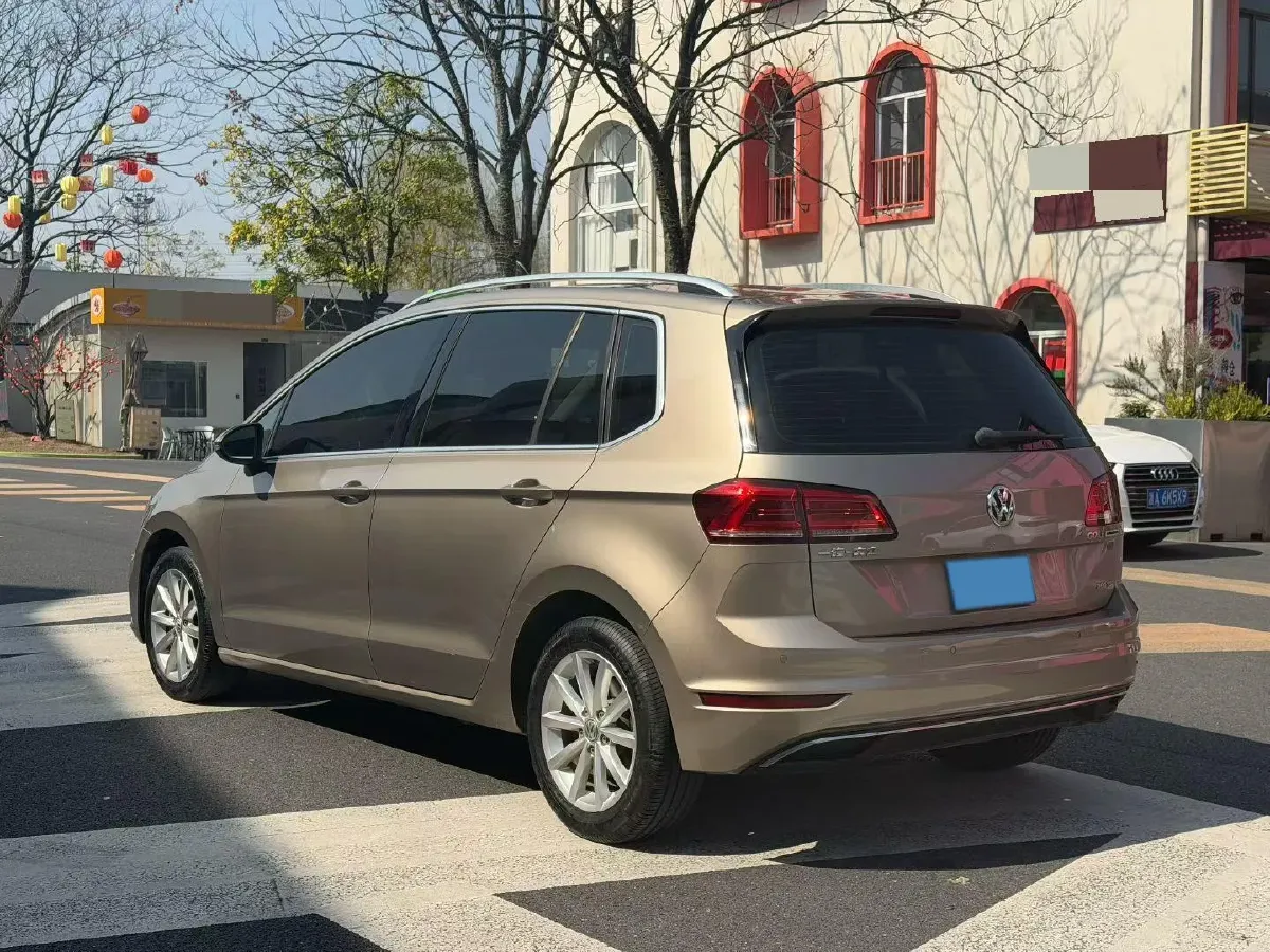2020 Volkswagen Golf Sportsvan 1.4T 150HP L4 7DCT,autocango,china used car exporter,china ev exporter,chinese used car exporter,chinese used ev exporter