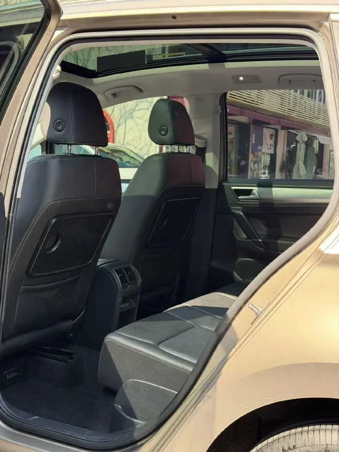 2020 Volkswagen Golf Sportsvan 1.4T 150HP L4 7DCT,autocango,china used car exporter,china ev exporter,chinese used car exporter,chinese used ev exporter