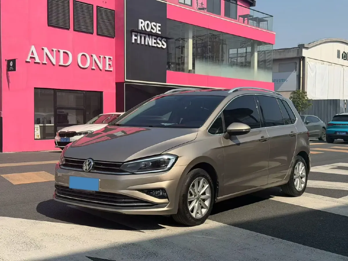 2020 Volkswagen Golf Sportsvan 1.4T 150HP L4 7DCT,autocango,china used car exporter,china ev exporter,chinese used car exporter,chinese used ev exporter