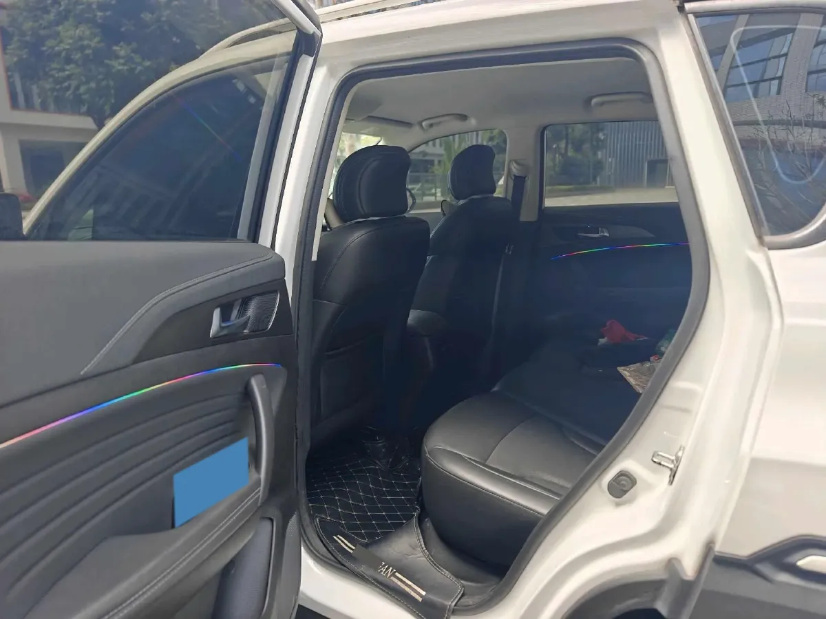 2021 ChangAn CS35 Plus 1.6L 128HP L4 CVT,autocango,china used car exporter,china ev exporter,chinese used car exporter,chinese used ev exporter