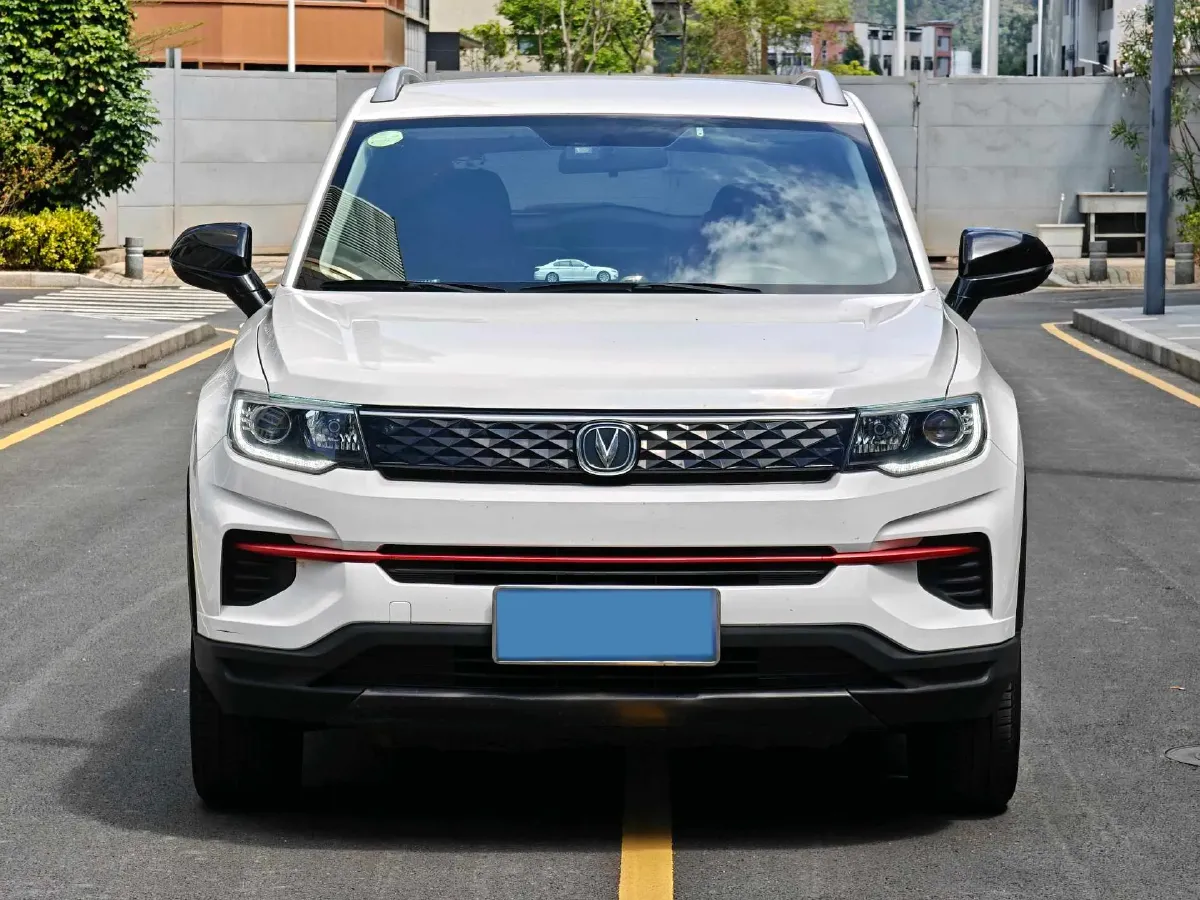 2021 ChangAn CS35 Plus 1.6L 128HP L4 CVT,autocango,china used car exporter,china ev exporter,chinese used car exporter,chinese used ev exporter