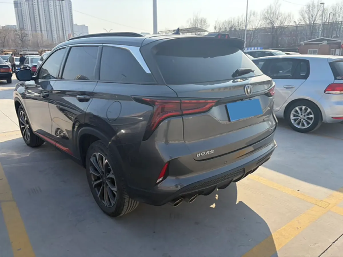 2020 ChangAn CS75 Plus 2.0T 233HP L4 8AT,autocango,china used car exporter,china ev exporter,chinese used car exporter,chinese used ev exporter
