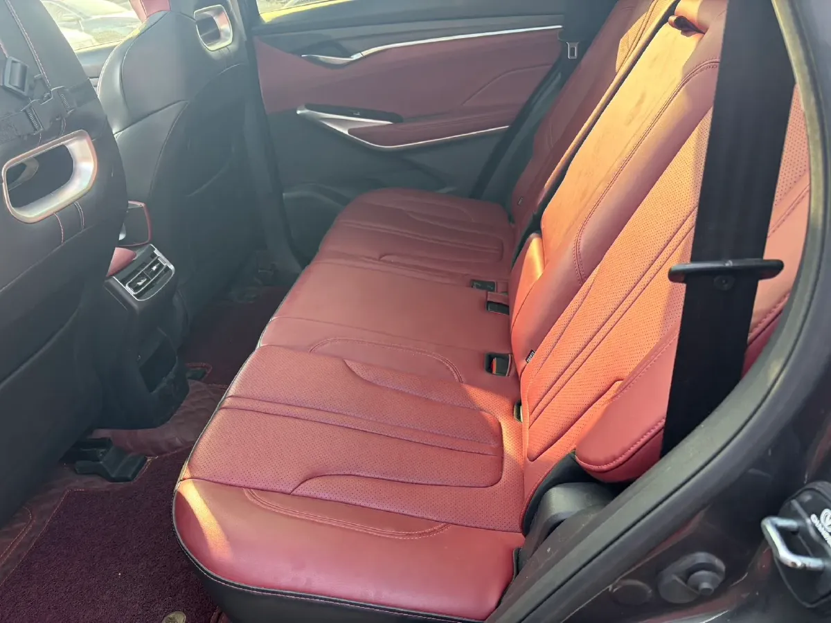 2020 ChangAn CS75 Plus 2.0T 233HP L4 8AT,autocango,china used car exporter,china ev exporter,chinese used car exporter,chinese used ev exporter