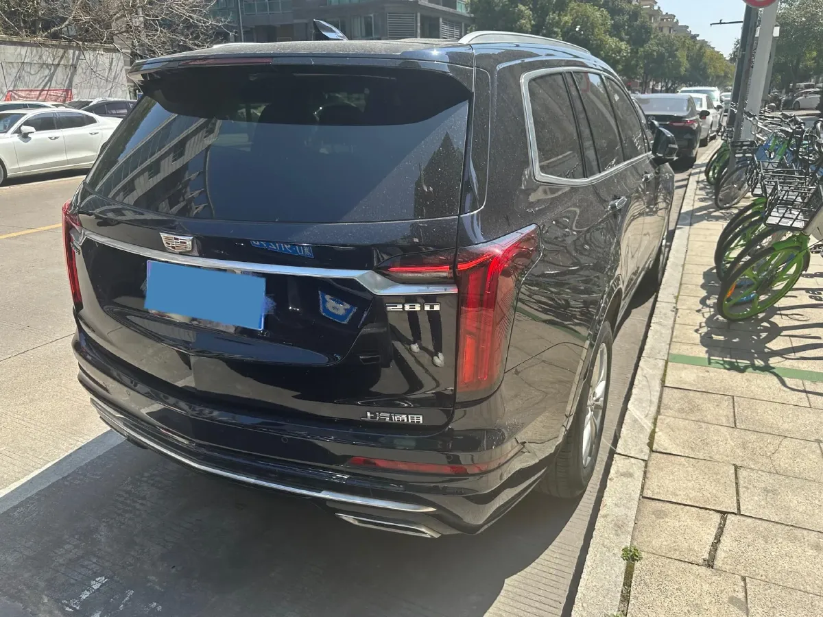 2021 Cadillac XT6 2.0T 237HP L4 9AT,autocango,china used car exporter,china ev exporter,chinese used car exporter,chinese used ev exporter