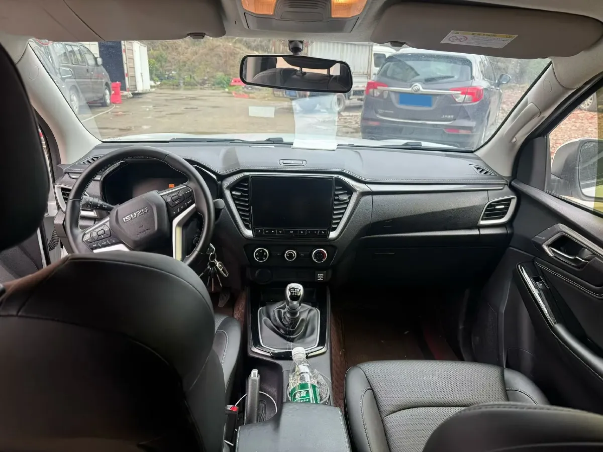 2023 Isuzu LingTuo 2.5T 150HP L4 6MT,autocango,china used car exporter,china ev exporter,chinese used car exporter,chinese used ev exporter