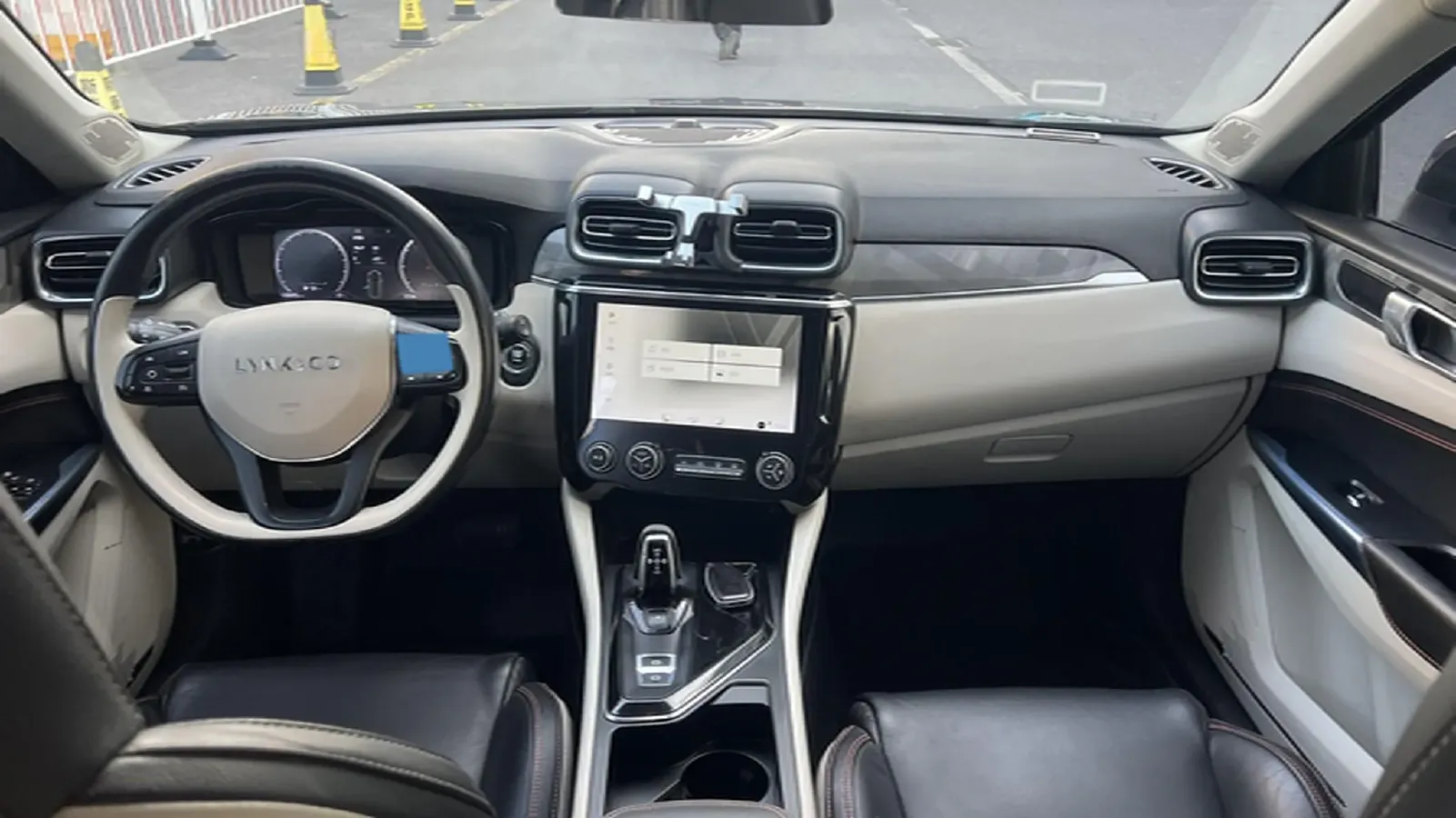 2018 Geely Emgrand GT 1.5T 180HP L3 7DCT,autocango,china used car exporter,china ev exporter,chinese used car exporter,chinese used ev exporter