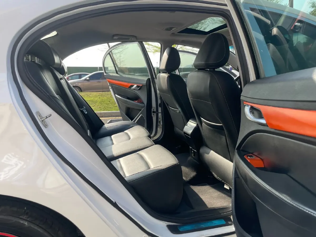 2019 Geely Emgrand 1.5L 109HP L4 CVT,autocango,china used car exporter,china ev exporter,chinese used car exporter,chinese used ev exporter