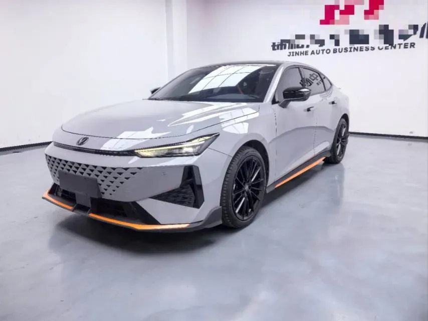 2024 ChangAn UNI-V 1.5T 188HP L4 7DCT,autocango,china used car exporter,china ev exporter,chinese used car exporter,chinese used ev exporter