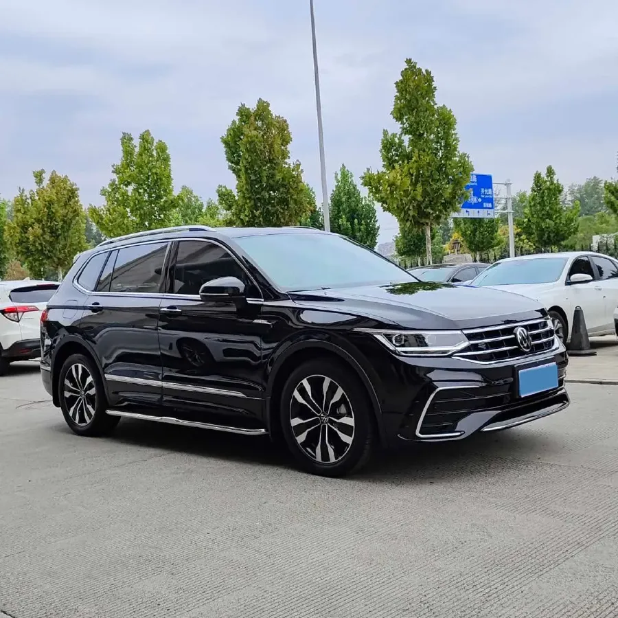2024 Volkswagen Tiguan L 2.0T 186HP L4 7DCT,autocango,china used car exporter,china ev exporter,chinese used car exporter,chinese used ev exporter