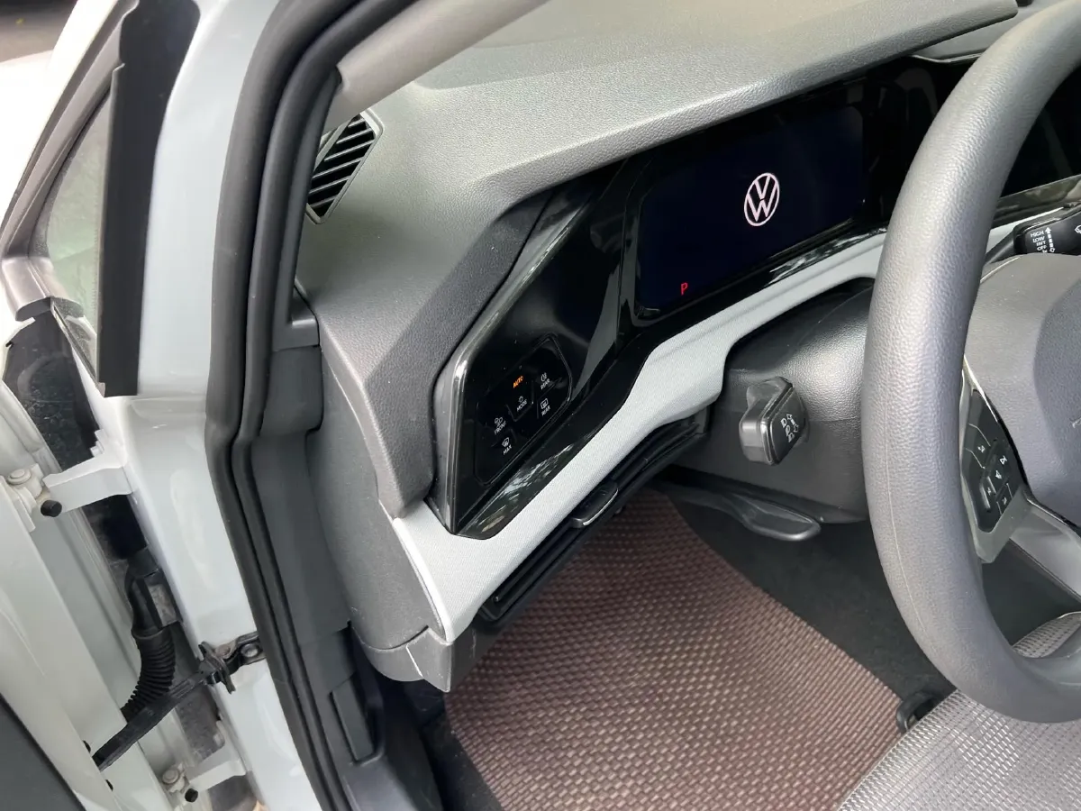 2021 Volkswagen Golf 1.2T 116HP L4 7DCT,autocango,china used car exporter,china ev exporter,chinese used car exporter,chinese used ev exporter