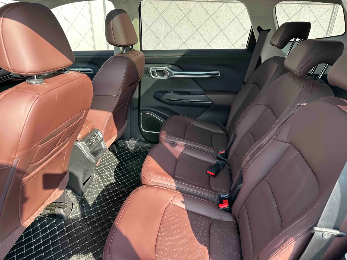 2022 Geely Okavango 1.8T 184HP L4 7DCT,autocango,china used car exporter,china ev exporter,chinese used car exporter,chinese used ev exporter