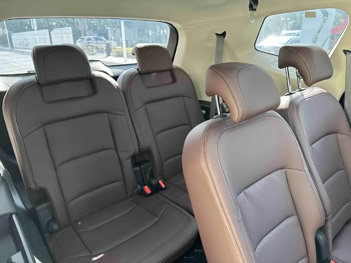 2022 Geely Okavango 1.8T 184HP L4 7DCT,autocango,china used car exporter,china ev exporter,chinese used car exporter,chinese used ev exporter