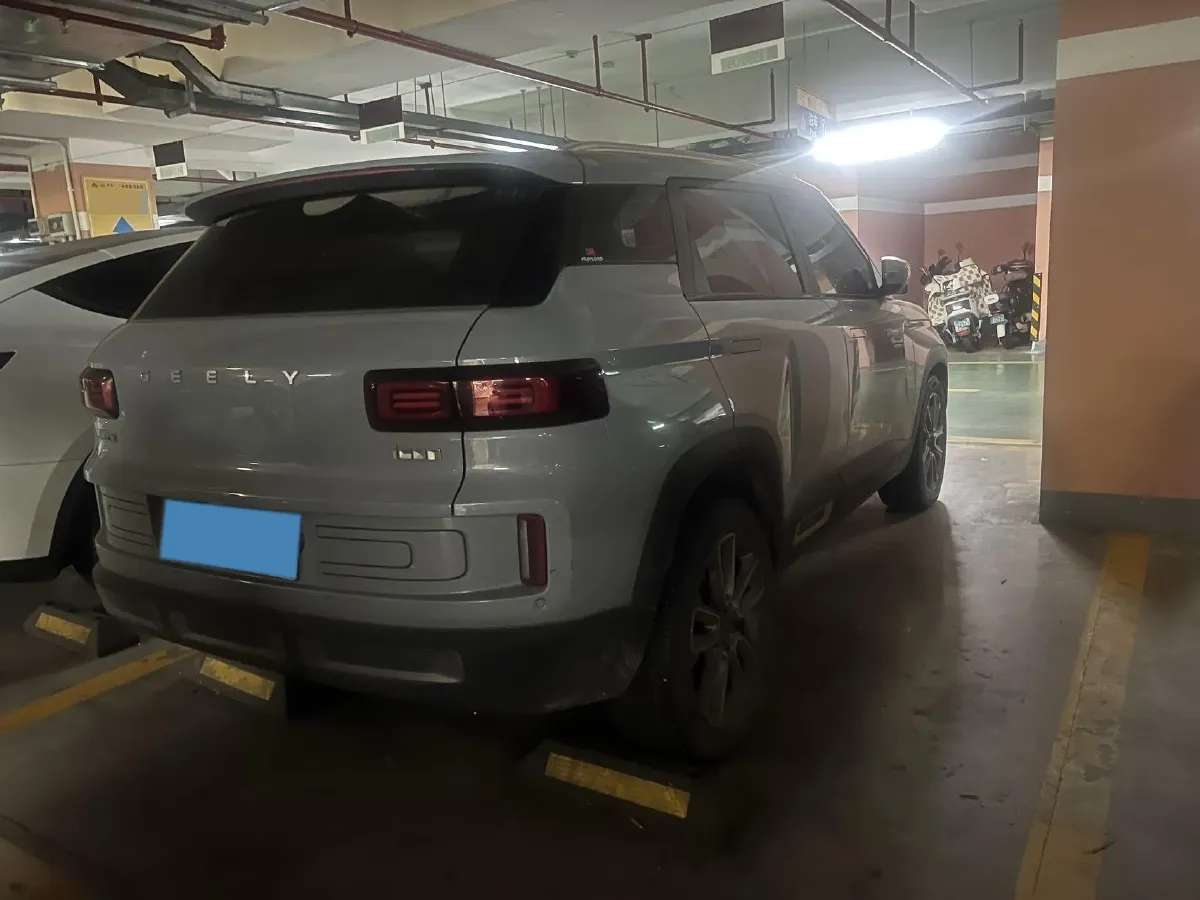 2020 Geely ICON 1.5T 177HP L3 7DCT,autocango,china used car exporter,china ev exporter,chinese used car exporter,chinese used ev exporter