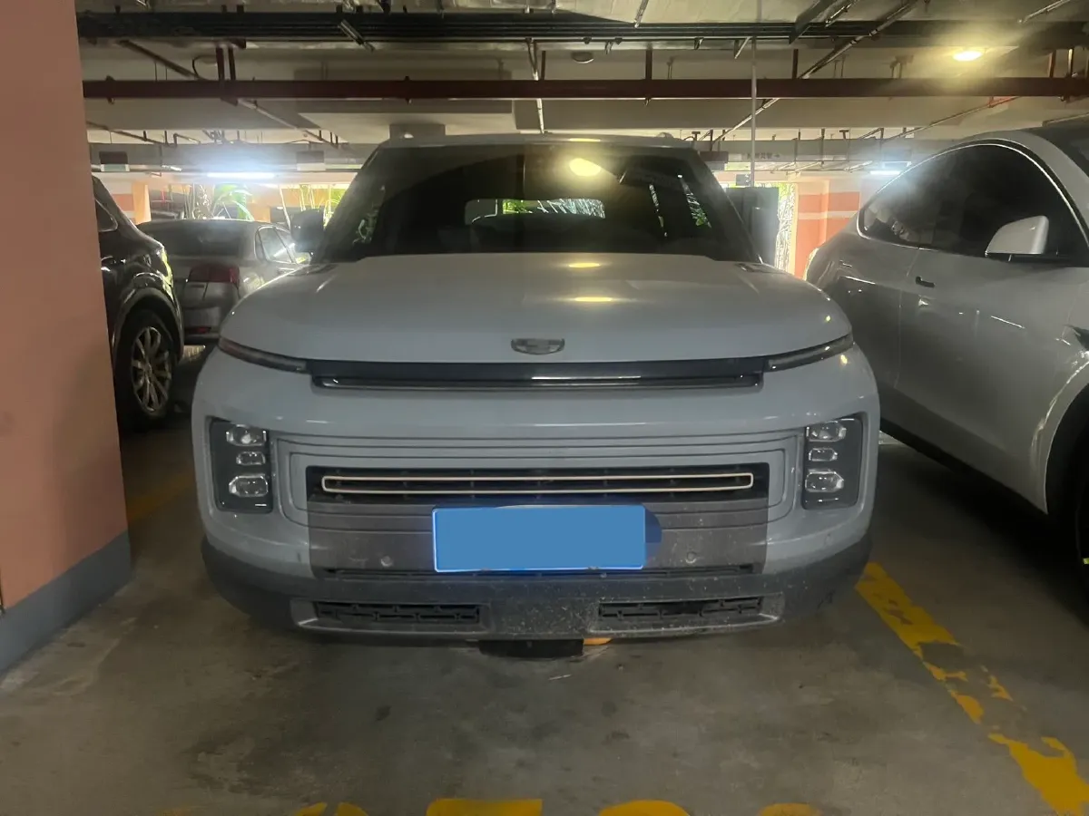 2020 Geely ICON 1.5T 177HP L3 7DCT,autocango,china used car exporter,china ev exporter,chinese used car exporter,chinese used ev exporter