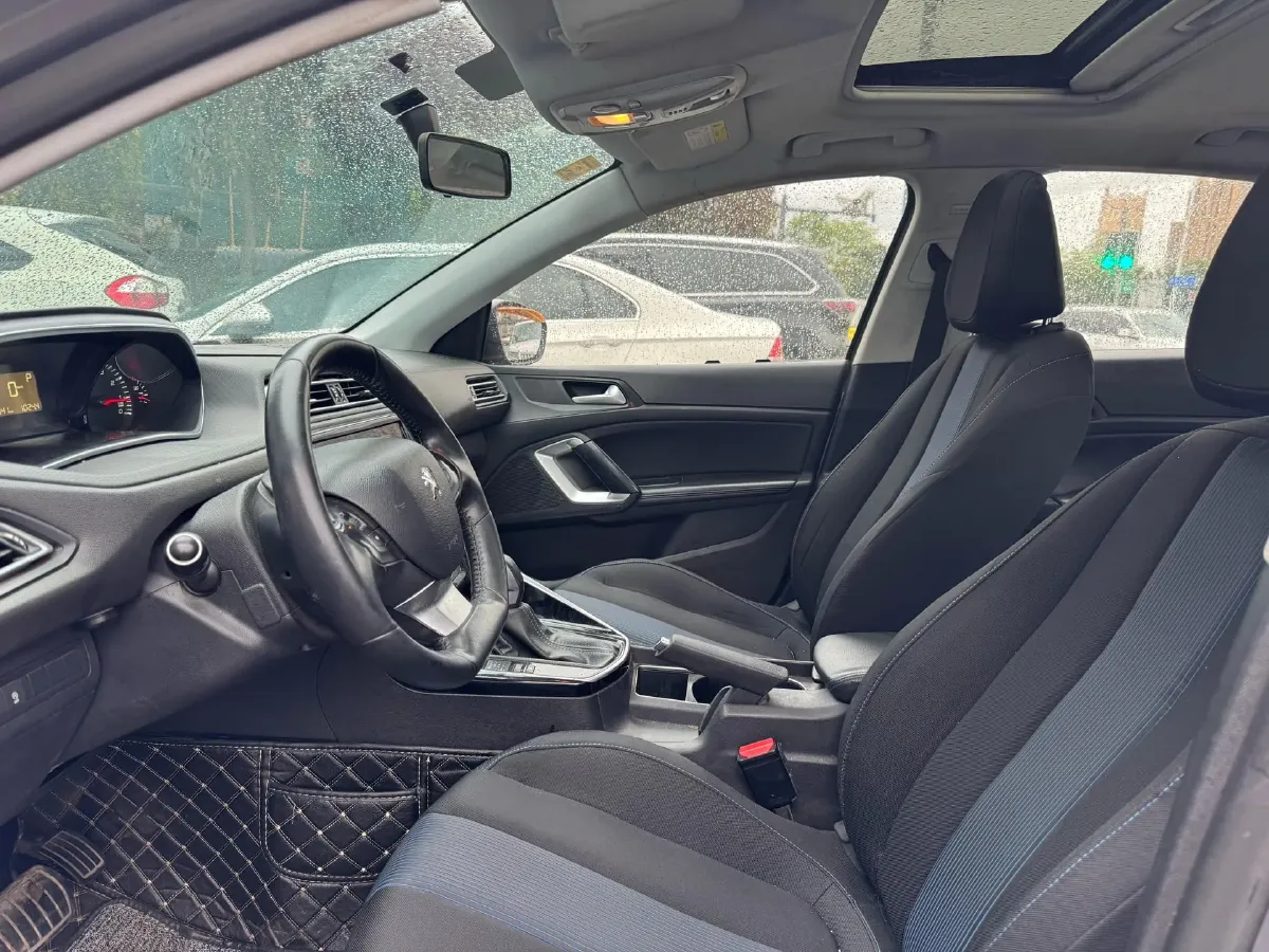 2018 Peugeot 308 1.6L 117HP L4 6AT,autocango,china used car exporter,china ev exporter,chinese used car exporter,chinese used ev exporter