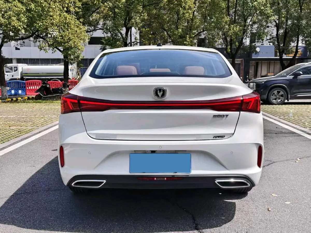 2024 ChangAn Eado 1.4T 160HP L4 7DCT,autocango,china used car exporter,china ev exporter,chinese used car exporter,chinese used ev exporter